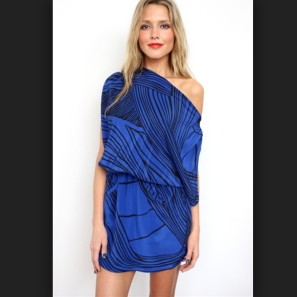 Yumi Kim Gemma Dress Off shoulder pockets Medium - Picture 1 of 8